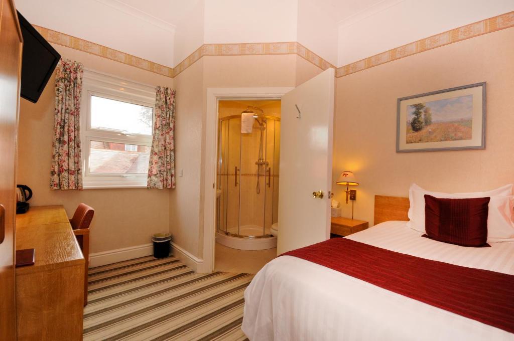 Denewood Hotel Bornemouth Chambre photo