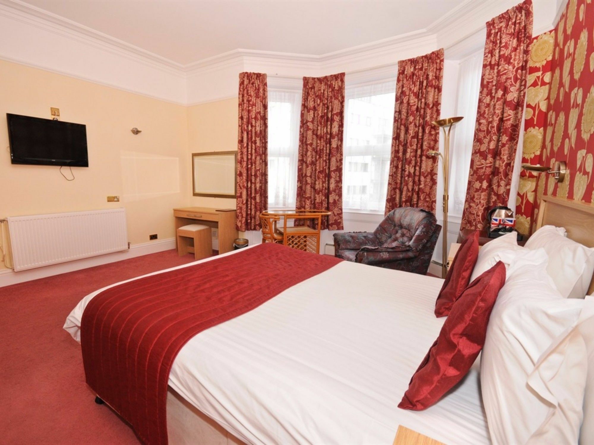 Denewood Hotel Bornemouth Extérieur photo