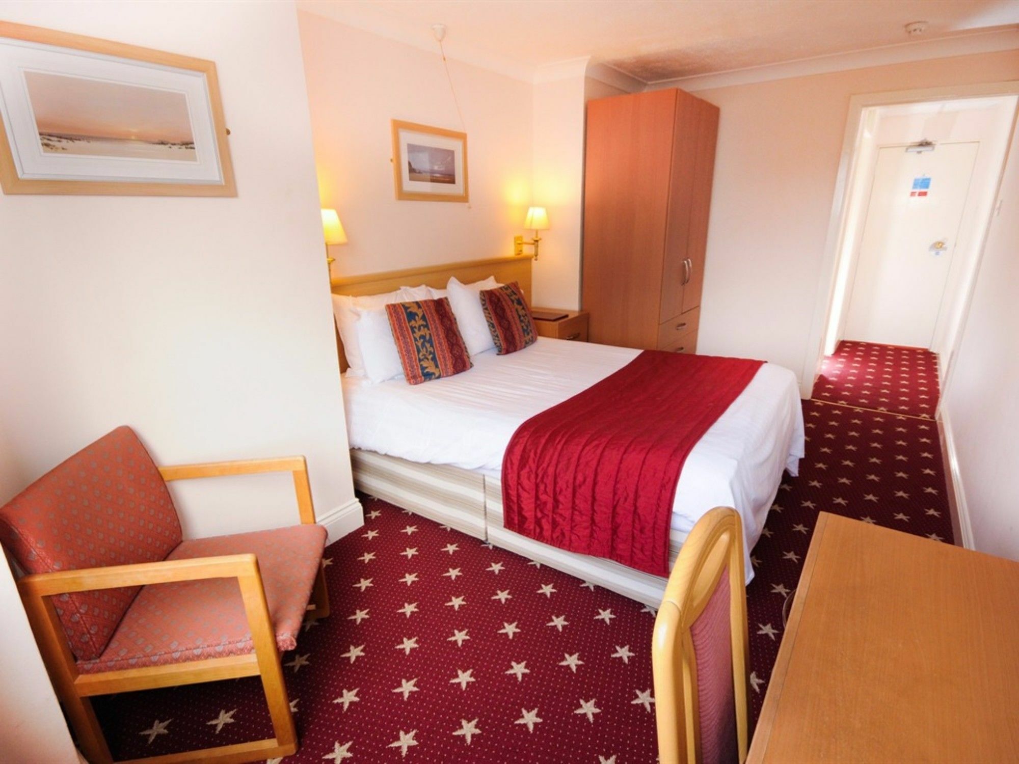 Denewood Hotel Bornemouth Extérieur photo
